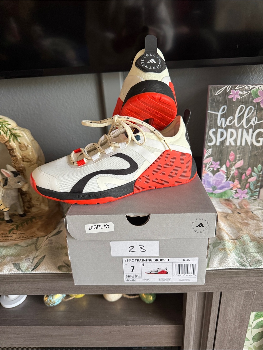 ADIDAS STELLA MCCARTNEY Women's Training Shoes in Cream, Red & Black! New in box